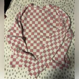 H&M pink and white checkered long sleeve cropped shirt.